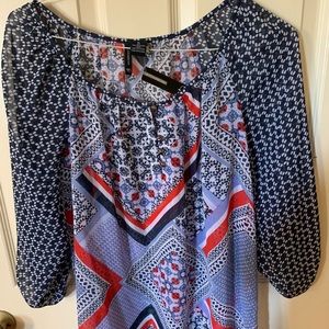 Ladies 3/4 sleeve blouse